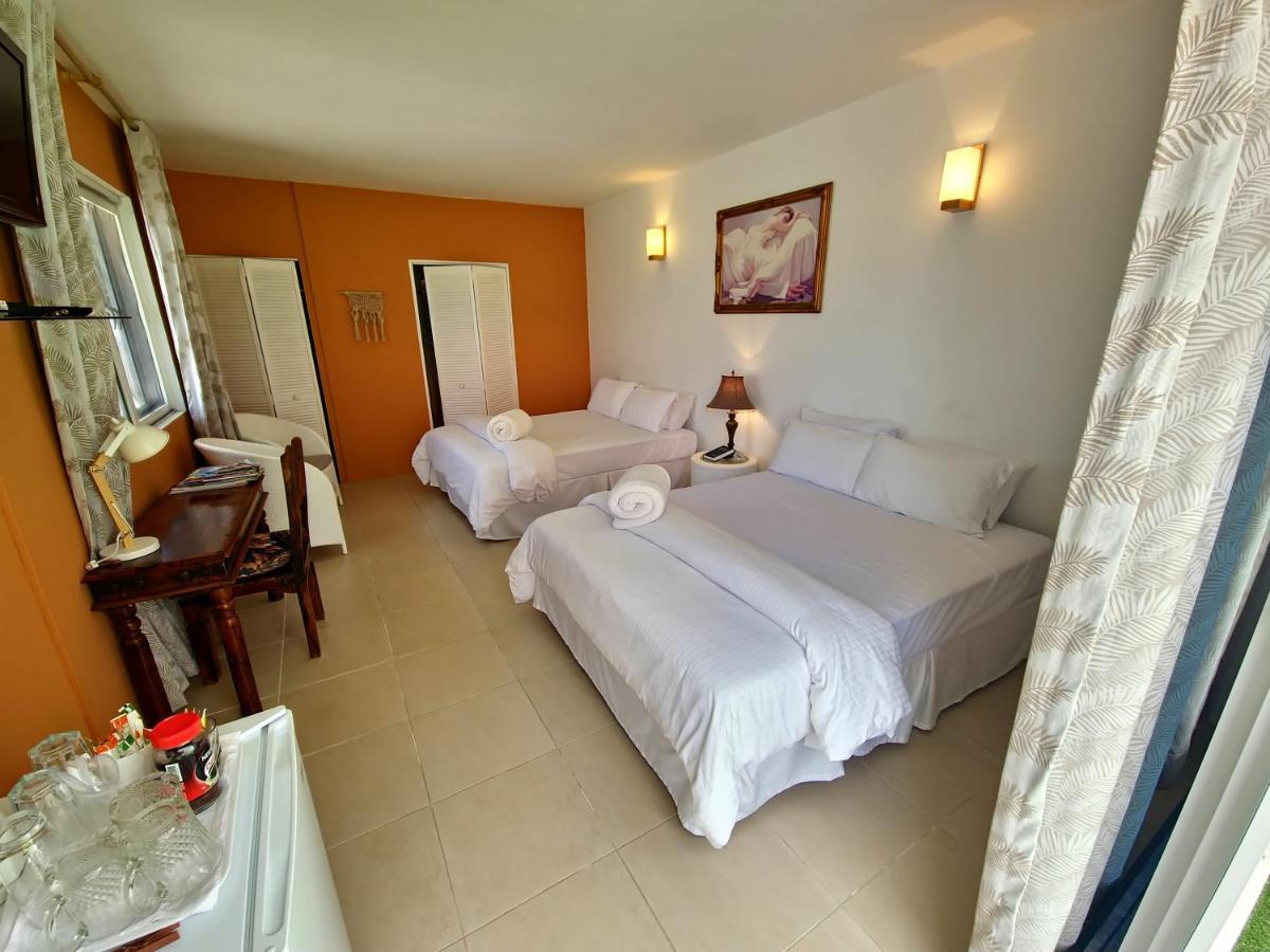 Adonai Hotel Boutique Виллемстад Экстерьер фото